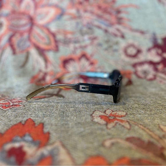 Vintage Gucci Sunglasses - Picture 2 of 7